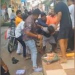 Even Selling Bangles from the Pavement is No More Safe for Muslims