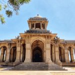 Gujarat: Ahead of Polls, Right-Wing Groups Step Up Attacks on Symbols of Syncretism