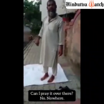 Muslim vendor stopped from praying on sideway