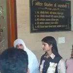 Video: Bajrang Dal Activists Create Ruckus Over Fashion Show in Raipur’s Salasar Temple (Latestly)