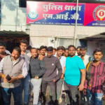 Muslim men assaulted by Bajrang Dal, detained for joining Hindu friend’s birthday party in Indore ( Maktoob Media )