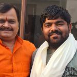 ‘He took bullets from jihadis’: At Hindutva event, Monu Manesar hailed as protector of cows ( Scroll )