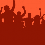 Maha: Saffron clad men burst crackers outside Vishalgadh Dargah ( Siasat )