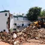 Delhi: Without Court order part of 250 YO mosque demolished by NDMC (Muslim Mirror)