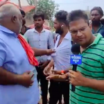 Bajrang Dal leader Bittu Bajrangi manhandles an interfaith couple; calls police on them