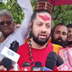 Far-right monk Kalicharan Maharaj delivers hate speech in Solapur