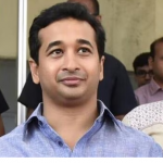 ‘Check Aadhaar, allow only Hindus’: Maharashtra BJP MLA Nitesh Rane flags ‘love jihad’ threat during Navratri events ( Live Mint )