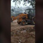 Delhi: 600-year-old mosque razed by authorities (Maktoob Media)