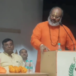 At Indian Medical Association Bhawan, extremist monk Yati Narsinghanand Saraswati promotes hatred and calls for violence against Muslims