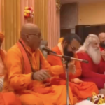 Monk Swami Prabhodanand Giri stokes hate and fear against Muslim at a religious event